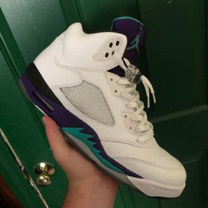 Air Jordan 5 Grape Restoration